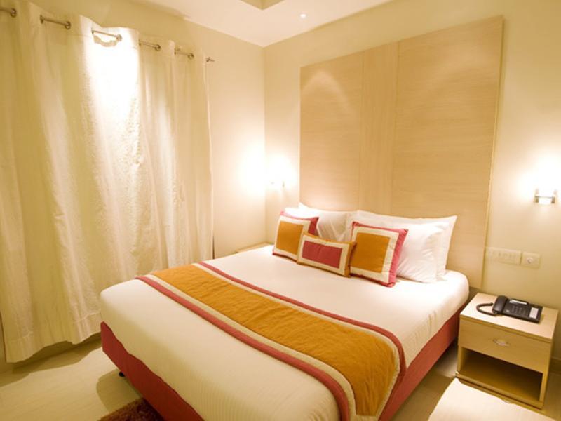 Avalon Courtyard Residence Suites Neu-Delhi Exterior foto