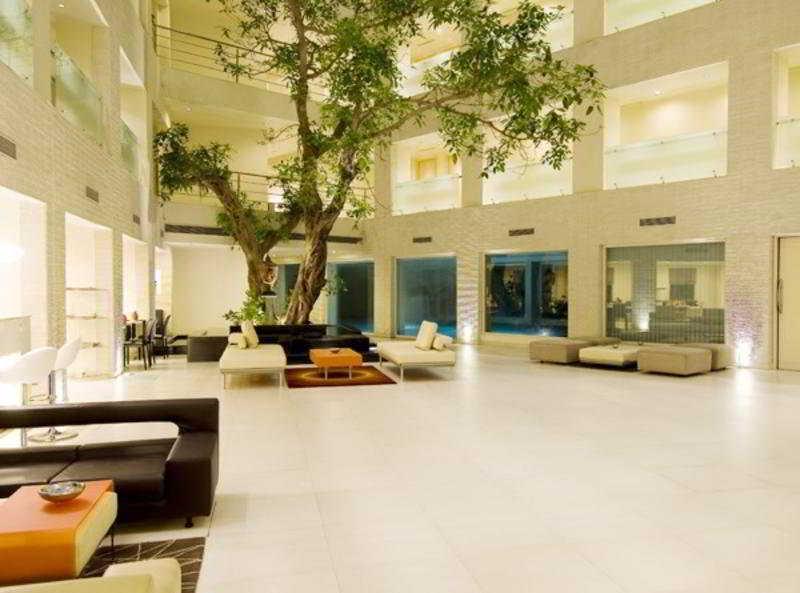 Avalon Courtyard Residence Suites Neu-Delhi Interior foto