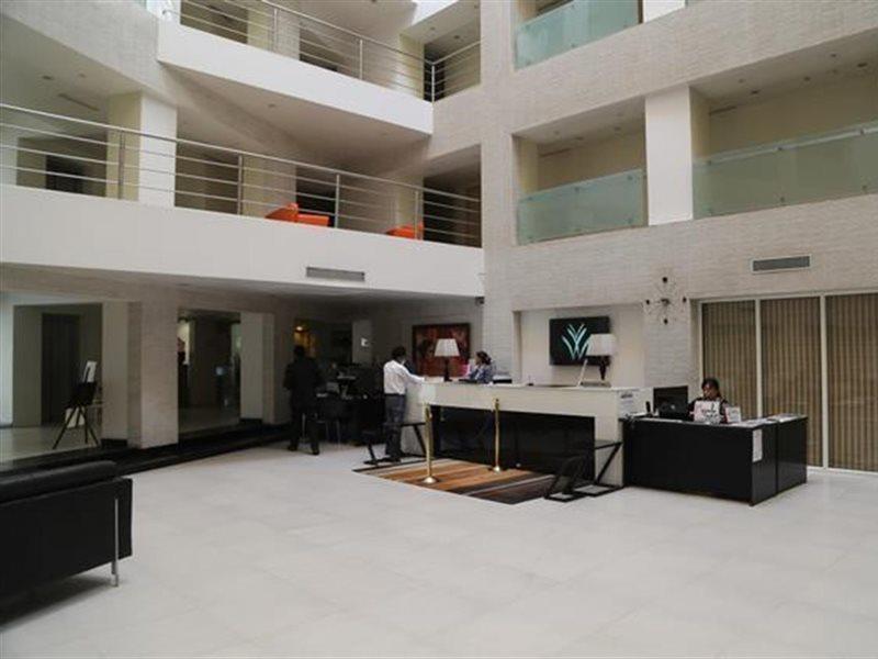 Avalon Courtyard Residence Suites Neu-Delhi Exterior foto