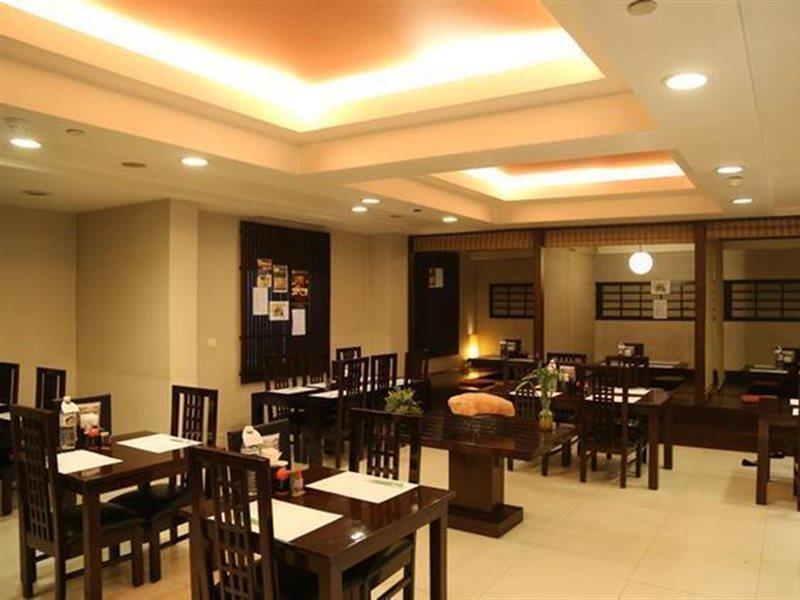 Avalon Courtyard Residence Suites Neu-Delhi Exterior foto