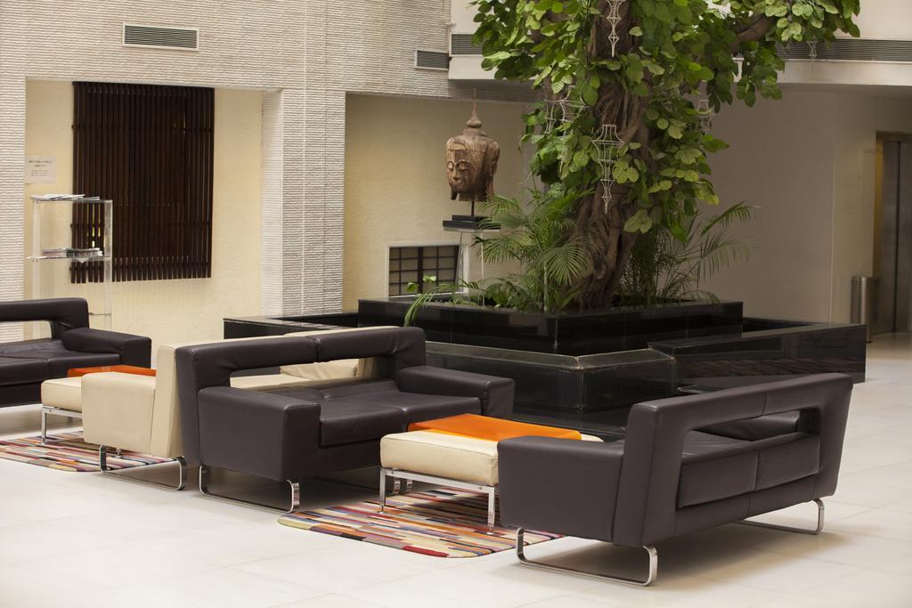 Avalon Courtyard Residence Suites Neu-Delhi Exterior foto