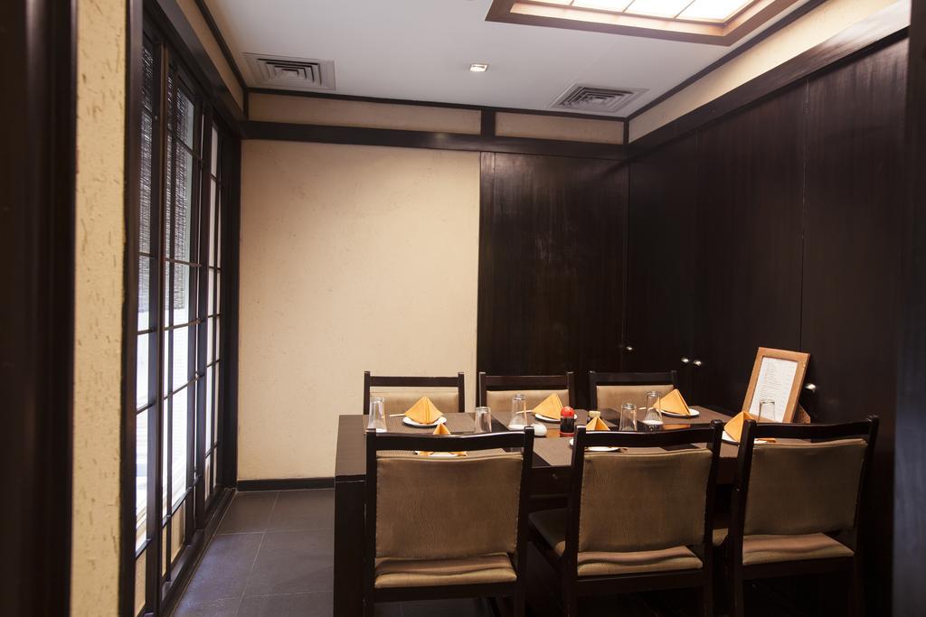 Avalon Courtyard Residence Suites Neu-Delhi Exterior foto