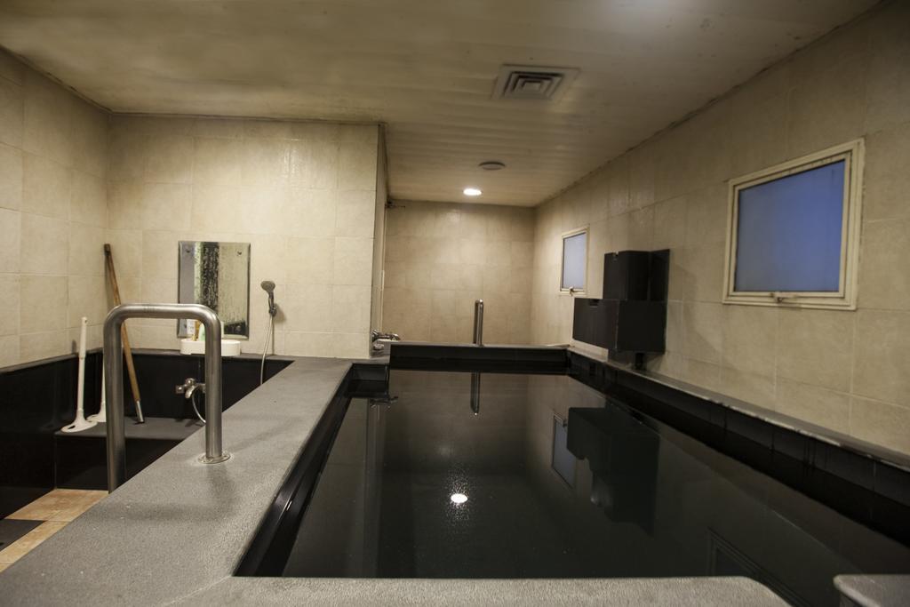 Avalon Courtyard Residence Suites Neu-Delhi Exterior foto