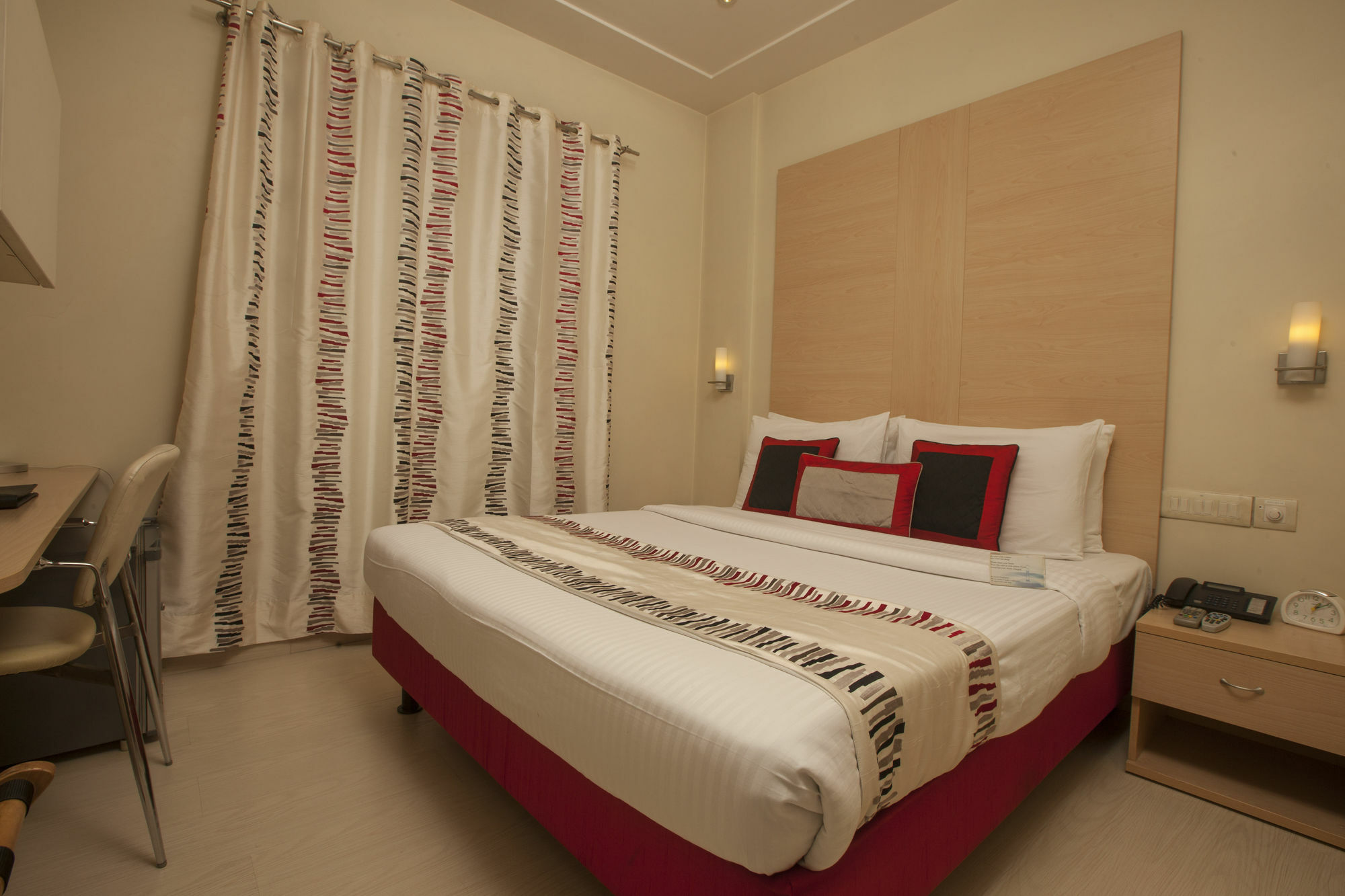 Avalon Courtyard Residence Suites Neu-Delhi Exterior foto